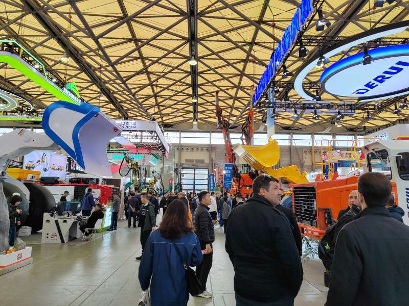 菲尼克斯礦山設(shè)備榮耀參展2025莫斯科國際礦業(yè)機械展覽會，攜手共創(chuàng)未來
